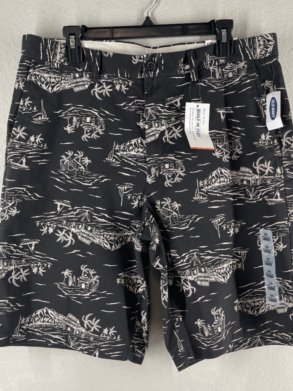 Old Navy Men's Shorts Size 34 Ultimate Slim Scenic Print Chino 10" Inseam